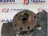 Кулак поворотный передний левый Volkswagen Touareg 7L0407257A
