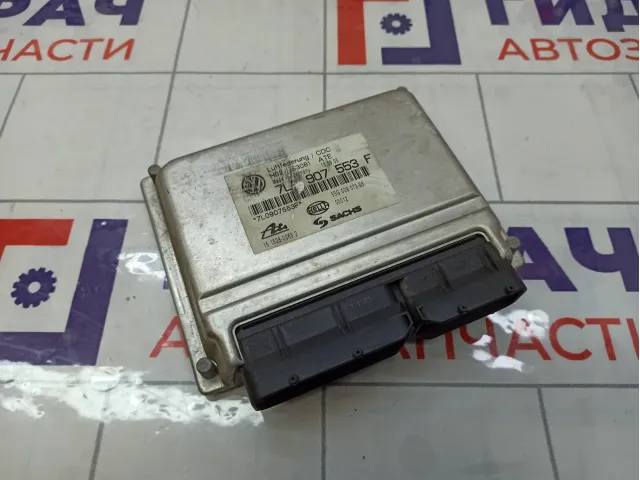 Блок управления подвеской Volkswagen Touareg 7L0907553F