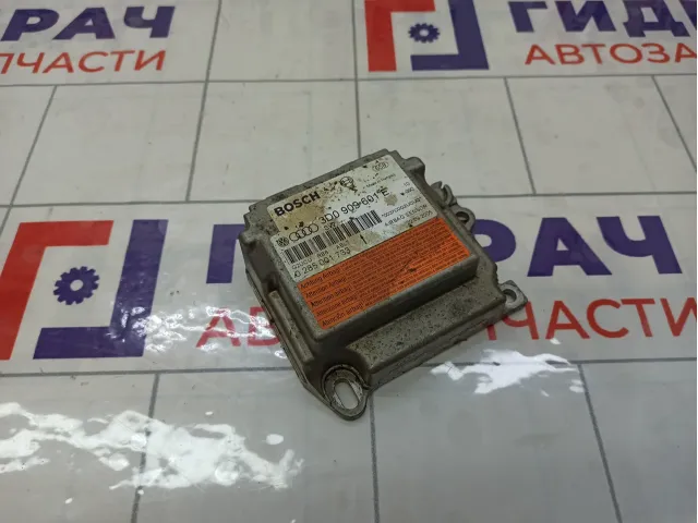 Блок управления AIR BAG Volkswagen Touareg 3D0909601E
