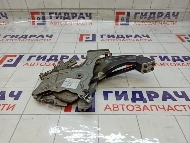 Рычаг, педаль стояночного тормоза Volkswagen Touareg 7L0721797N