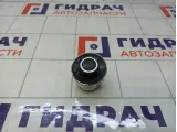 Кнопка блокировки дифференциала Volkswagen Touareg 7L6941435N