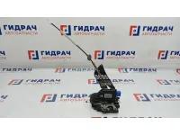 Замок двери передней правой Volkswagen Touareg 3D1837016AC.