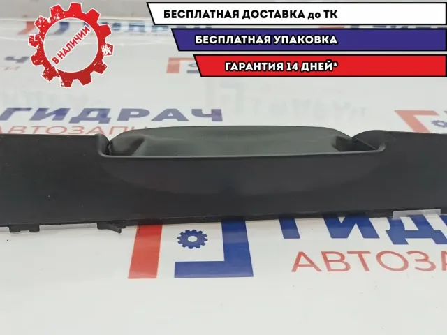 Накладка панели приборов Volkswagen Touareg 7L6419798B.