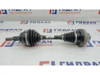 Привод передний Volkswagen Touareg 7L6407271D.