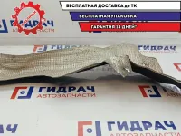 Экран тепловой Volkswagen Touareg 7L6825662A. Дефект.