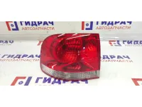 Фонарь задний наружный левый Volkswagen Touareg 7L6945095K.