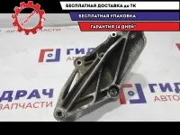 Кронштейн двигателя левый Volkswagen Touareg 070199307A.