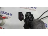 Проводка топливного насоса Volkswagen Touareg 7L0971727A. Дефект защелок зарьемов.