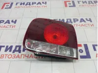 Фонарь задний внутренний правый Volkswagen Touareg 7L6945094T