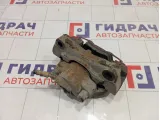 Суппорт тормозной передний правый Volkswagen Touareg 7L6615124F