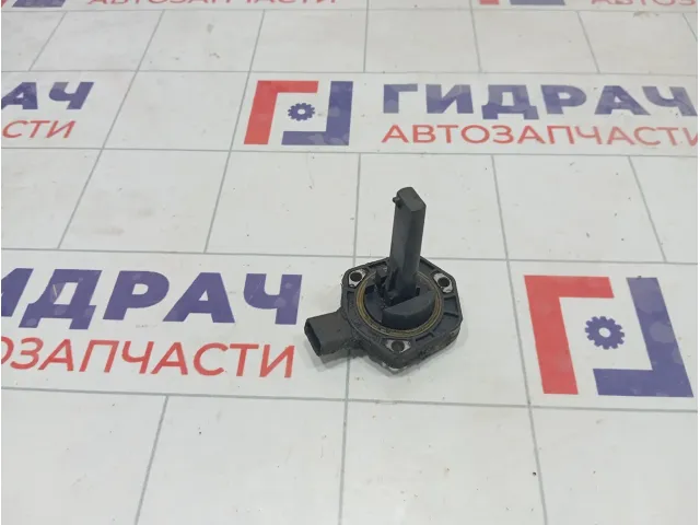 Датчик уровня масла Volkswagen Touareg 06E907660