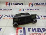 Блок управления климатической установкой Volkswagen Touareg 7L6907040AL