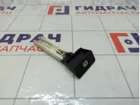 Ручка стояночного тормоза Volkswagen Touareg 7L6711878