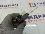 Активатор замка багажника Volkswagen Touareg 4720100301