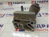 Корпус масляного фильтра Volkswagen Touareg 070115389E