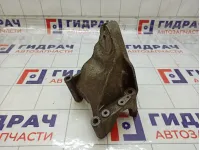 Кронштейн двигателя правый Volkswagen Touareg 070199308B