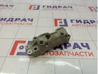 Кронштейн двигателя правый Volkswagen Touran (1T3) 03F199275E