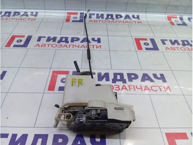 Замок двери передней правой Volkswagen Transporter 3B1837016B