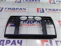 Накладка торпедо центральная Volkswagen Transporter 7H0857237E