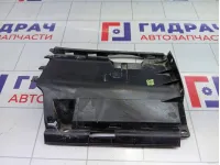 Кронштейн бампера задний правый Volkswagen Transporter 7H0807130A