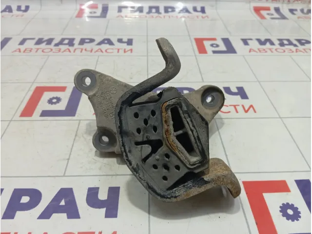 Опора КПП левая Volkswagen Transporter 7H0399151G