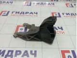 Кронштейн двигателя передний Volkswagen Transporter 7H0199343