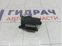 Моторчик заслонки отопителя (печки) Volkswagen Transporter 7H1907511B