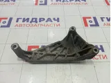 Кронштейн двигателя правый Volkswagen Transporter 038199207AK