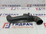 Патрубок воздушного фильтра Volkswagen Transporter 7H0129615D