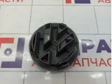 Эмблема Volkswagen Touareg (GP) 5M0853601