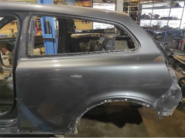 Крыло заднее левое Volvo C30 31290960