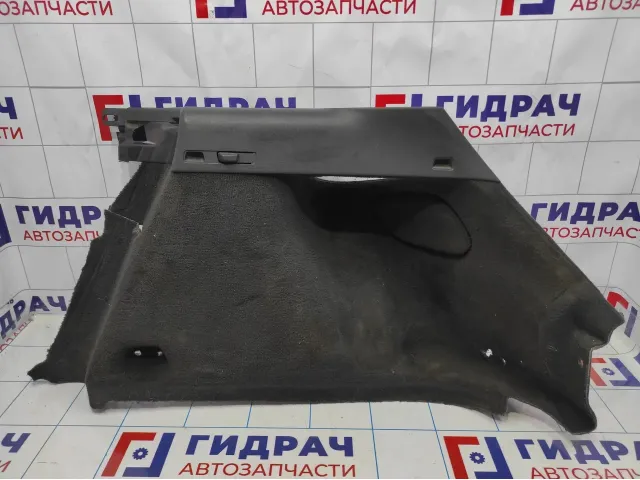 Обшивка багажника правая Volvo C30 30740146