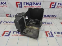 Кронштейн крепления аккумулятора (АКБ) Volvo C30 30667940