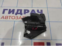 Кронштейн бампера передний левый Volvo C30 30655935