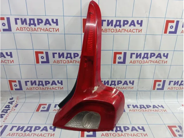 Фонарь задний правый Volvo C30 31213918