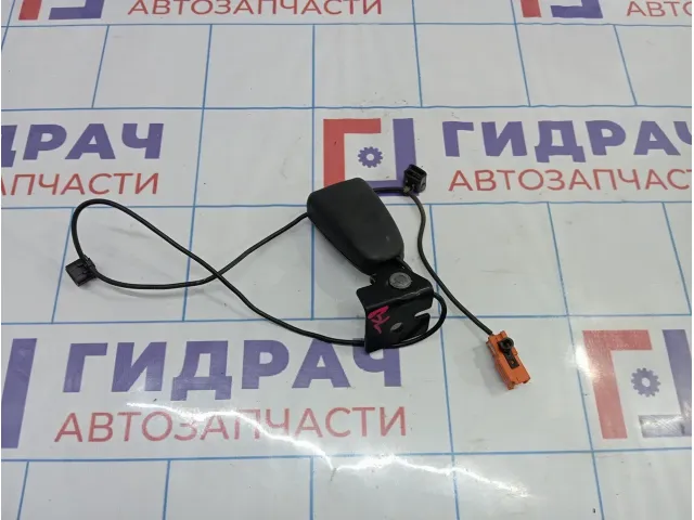 Ответная часть ремня безопасности задняя левая Volvo C30 8686940