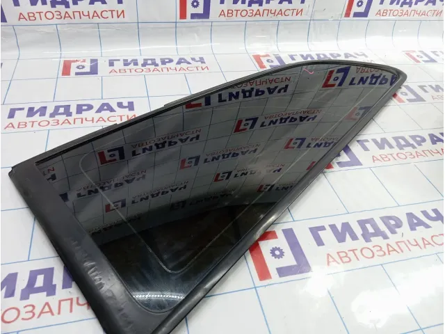 Стекло кузовное глухое глухое левое Volvo C30 31218528