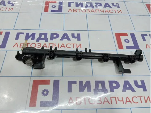 Рейка топливная Volvo C30 31375668