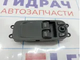Блок управления стеклоподъемниками Volvo C30 30773208