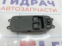 Блок управления стеклоподъемниками Volvo C30 30773208
