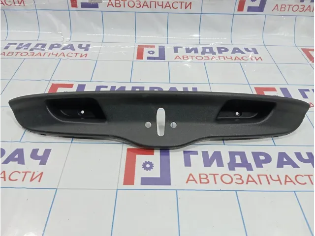 Накладка двери багажника Volvo C30 30674787