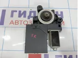 Моторчик стеклоподъемника правый Volvo C30 31295230