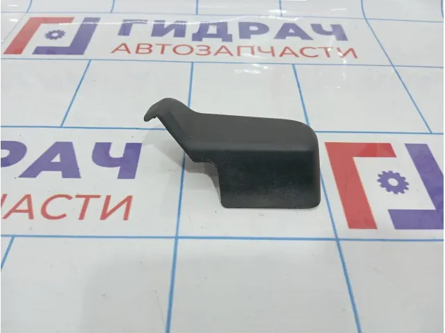 Заглушка крепления сиденья правая Volvo C30 8621792