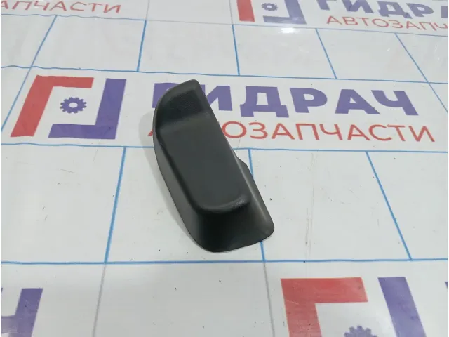 Заглушка крепления сиденья левая Volvo C30 8621791