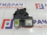 Моторчик стеклоподъемника задний левый Volvo S40 31264375