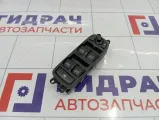 Блок управления стеклоподъемниками Volvo S40 31295120
