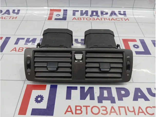 Дефлектор воздушный центральный Volvo S40 39863761