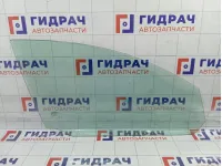 Стекло двери передней правой Volvo S40 30762242