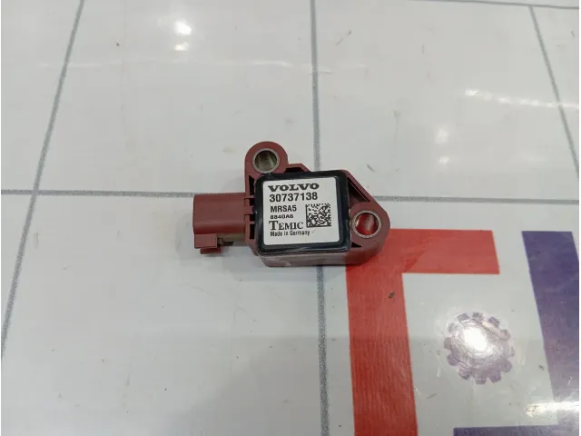 Датчик AIR BAG Volvo S40 30737138