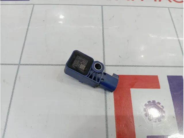 Датчик AIR BAG Volvo S40 30775522